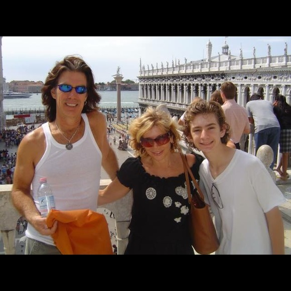Yep, I make hats for this rock star (Linda Perry) at Wednesday’s Child Studio. - Picture 15 of 17